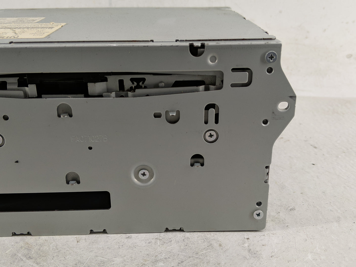 2009-2010 Nissan Murano Radio AM FM Cd Player Receiver Replacement P/N:25915 1AA0A Fits Fits 2009 2010 OEM Used Auto Parts -