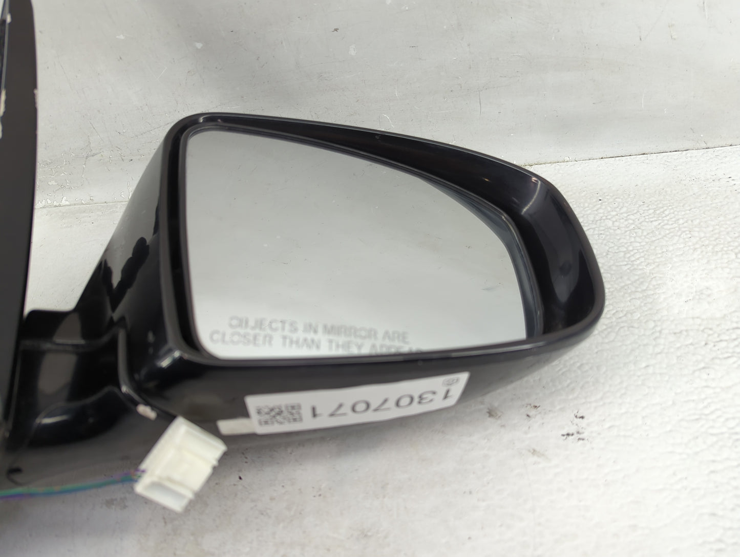2009-2014 Nissan Murano Passenger Side View Mirror - Right Door Mirror OEM Used - Oemusedautoparts1.com