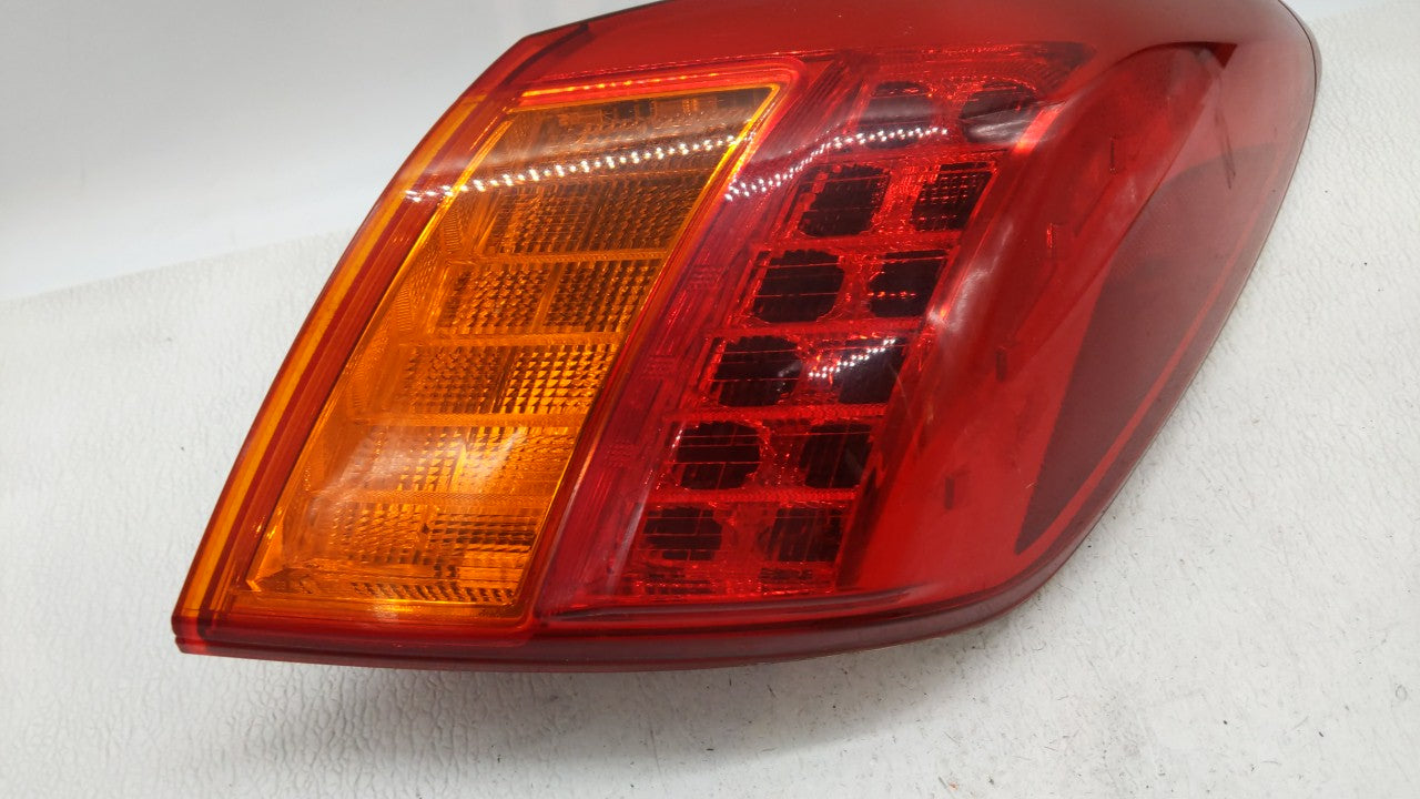 2009-2010 Nissan Murano Tail Light Assembly Passenger Right OEM Fits Fits 2009 2010 OEM Used Auto Parts - Oemusedautoparts1.