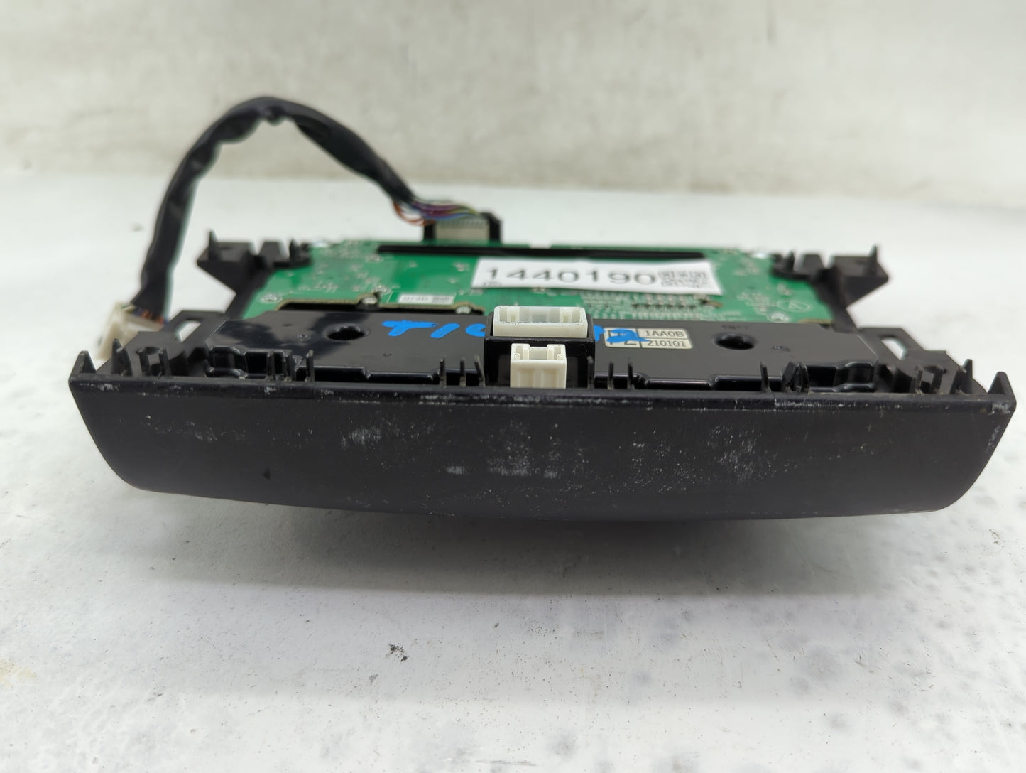 2009 Nissan Murano Climate Control Module Temperature AC/Heater Replacement P/N:F21PB974 1AA0B, 210101 Fits OEM Used Auto Pa