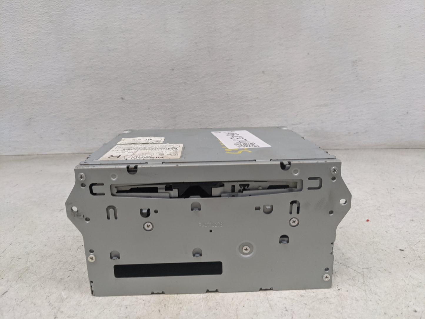 2009-2010 Nissan Murano Radio AM FM Cd Player Receiver Replacement P/N:25915-1AA1A CQ-EN0762AKA Fits Fits 2009 2010 OEM Used