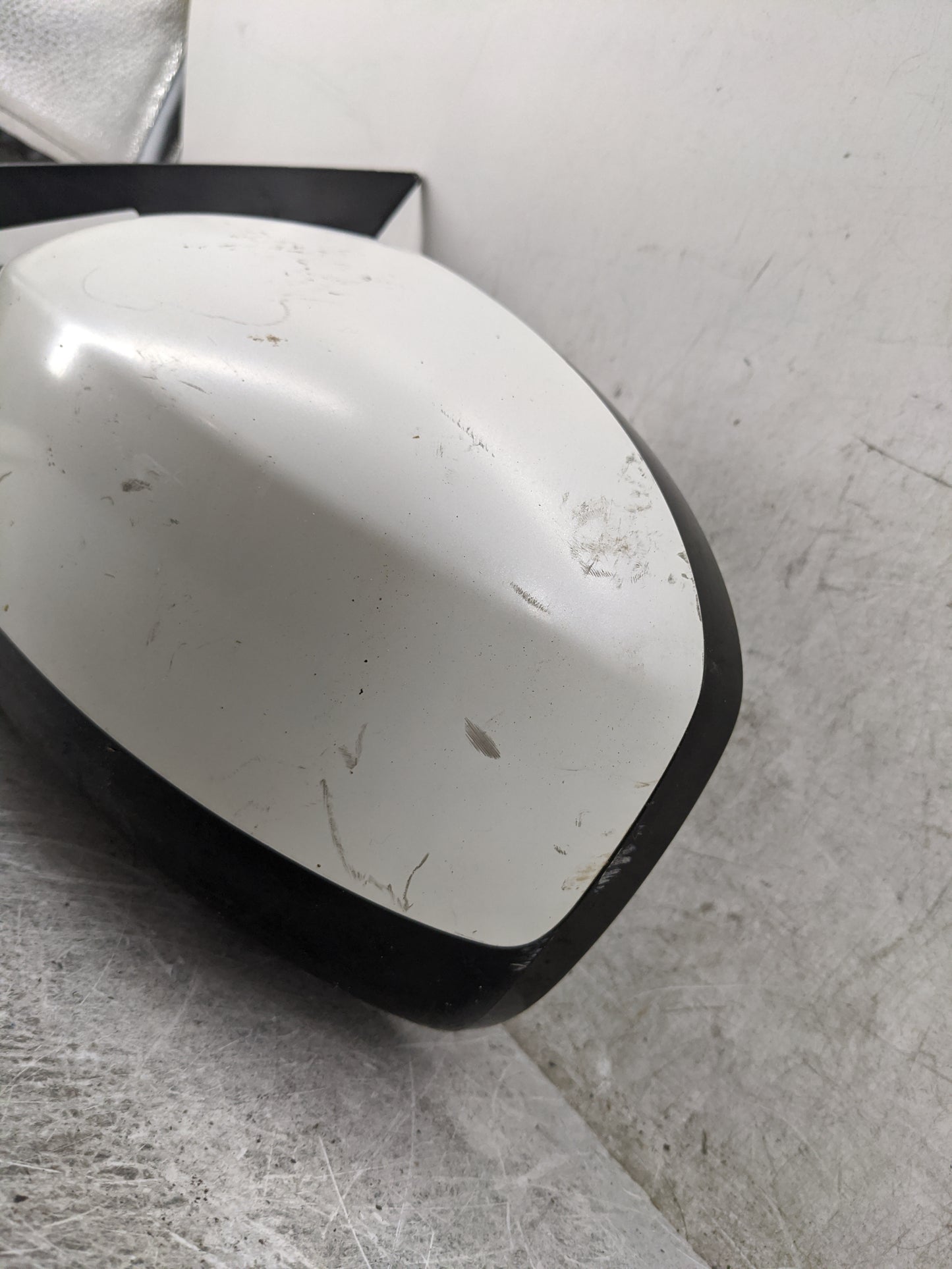 2009-2014 Nissan Murano Driver Side View Mirror - Left Door Mirror OEM Used - Oemusedautoparts1.com