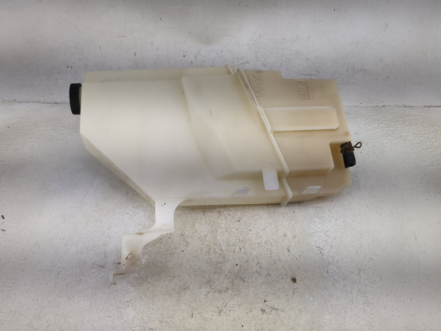 2009-2014 Nissan Murano Radiator Coolant Overflow Expansion Tank Bottle 1494681 - Oemusedautoparts1.com