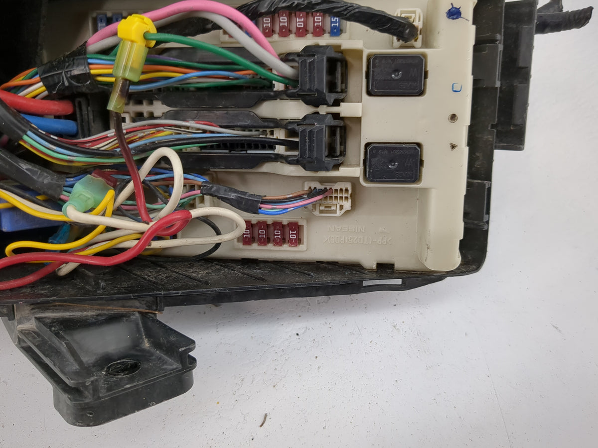 2009-2010 Nissan Murano Fusebox Fuse Box Panel Relay Module Fits Fits 2009 2010 OEM Used Auto Parts - Oemusedautoparts1.com