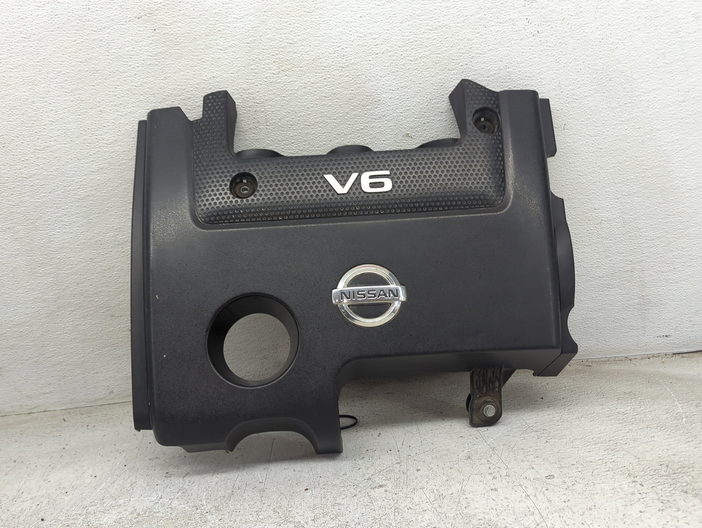 2009 Nissan Murano Engine Cover - Oemusedautoparts1.com