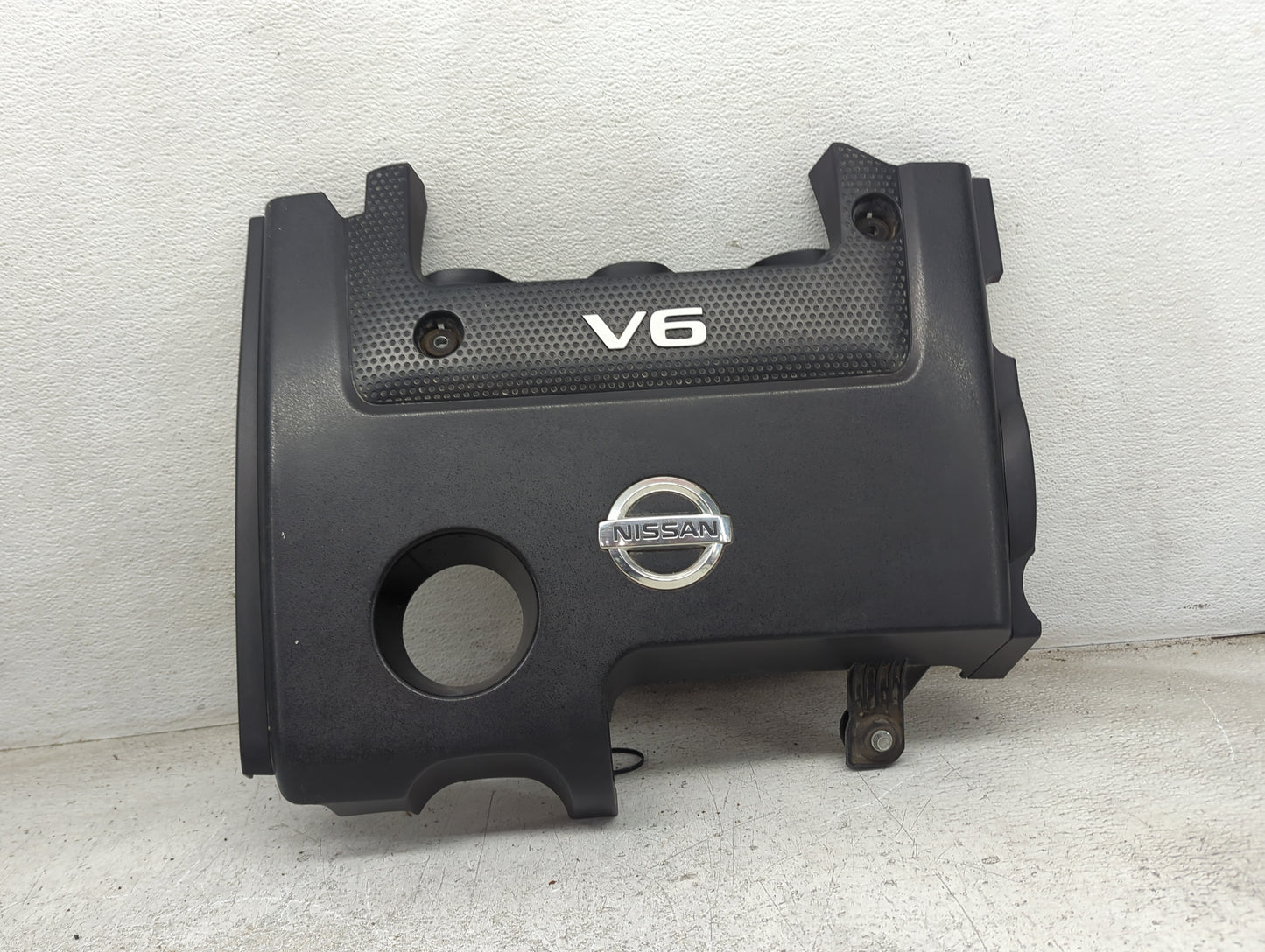 2009 Nissan Murano Engine Cover - Oemusedautoparts1.com