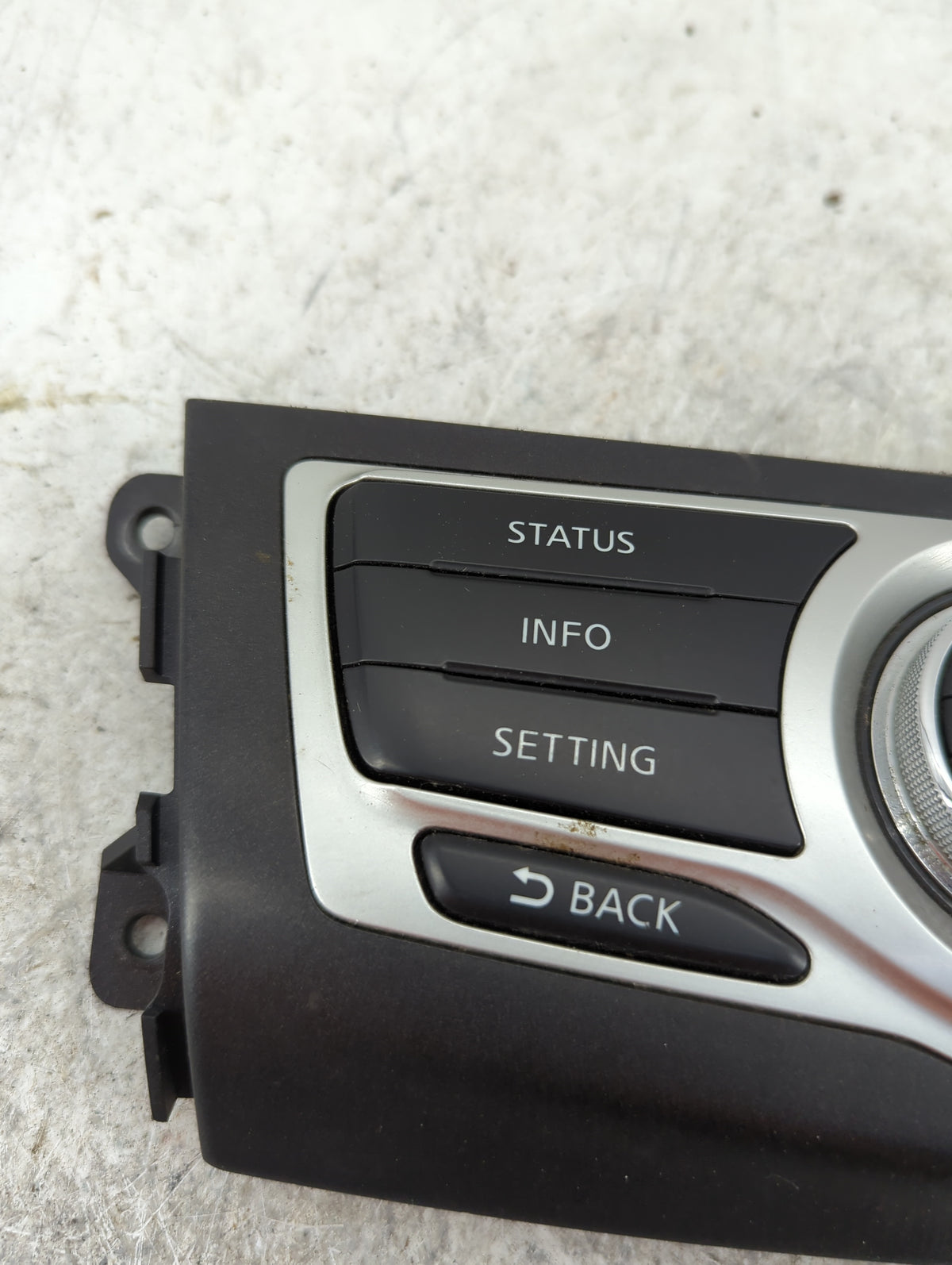 2009 Nissan Murano Radio Control Panel 1501259 - Oemusedautoparts1.com