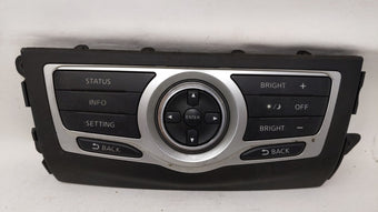 compare product 2009-2009 Nissan Murano Radio Control Panel