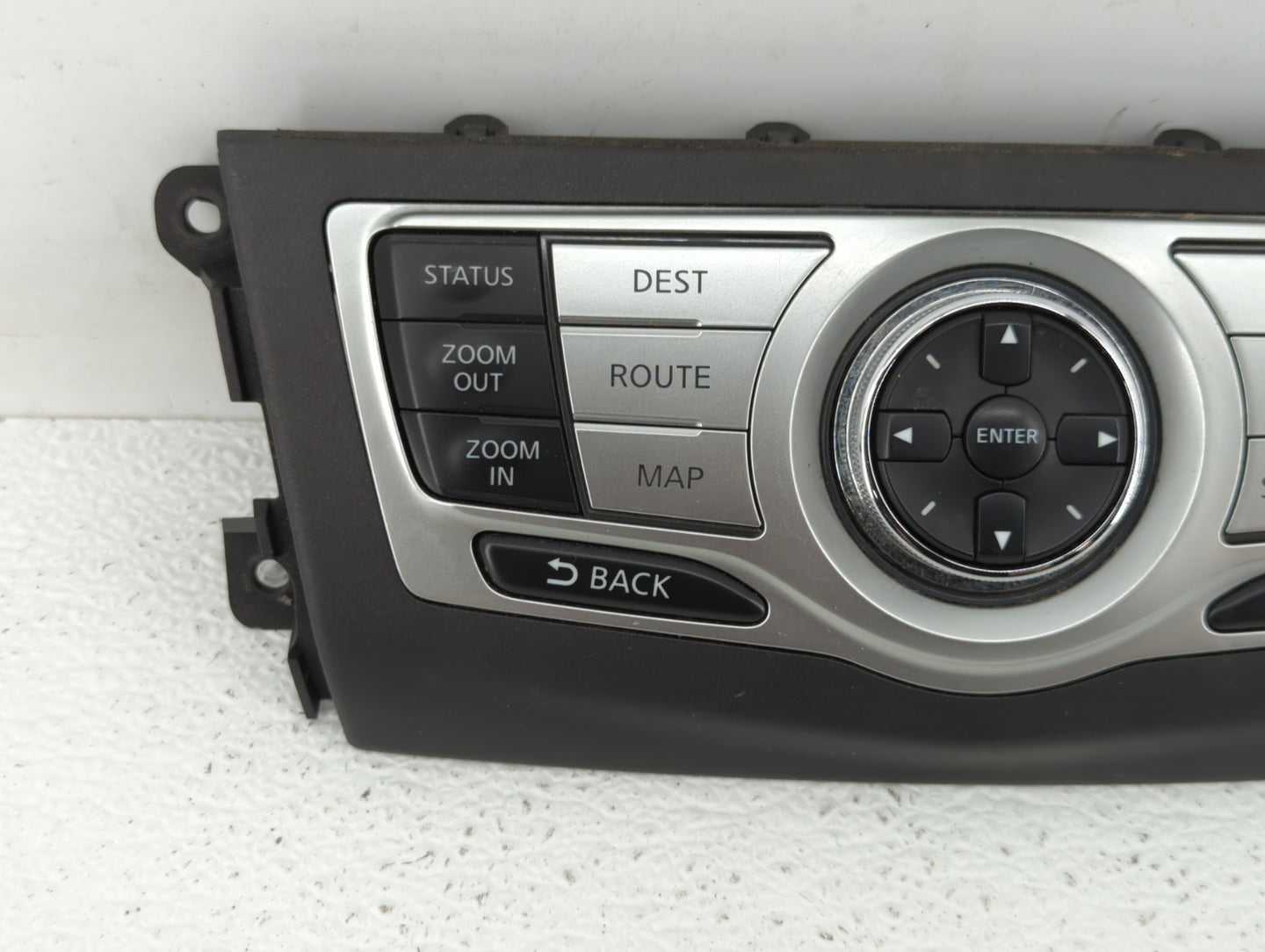 2009-2012 Nissan Murano Information Display Screen - Oemusedautoparts1.com