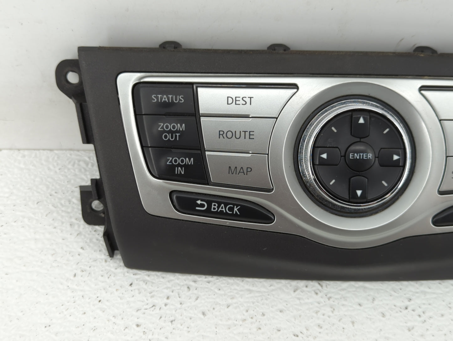 2009-2012 Nissan Murano Information Display Screen - Oemusedautoparts1.com