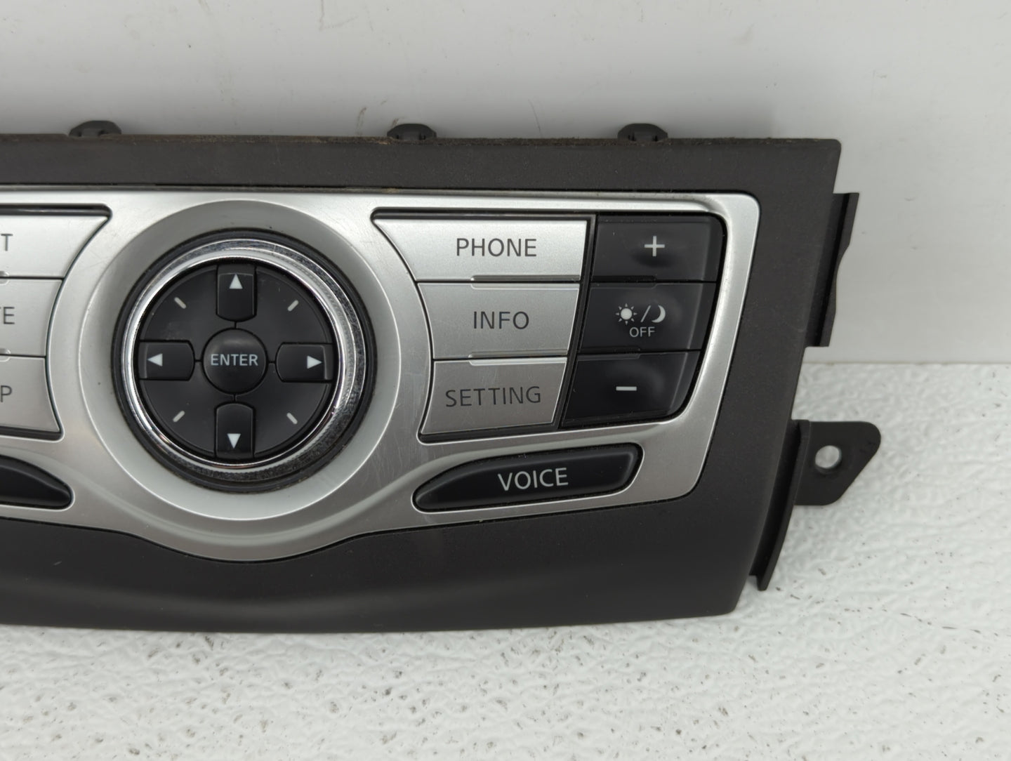 2009-2012 Nissan Murano Information Display Screen - Oemusedautoparts1.com