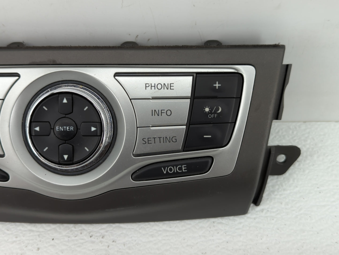 2009 Nissan Murano Climate Control Module Temperature AC/Heater Replacement P/N:1AA0B-210151 Fits OEM Used Auto Parts - Oemu