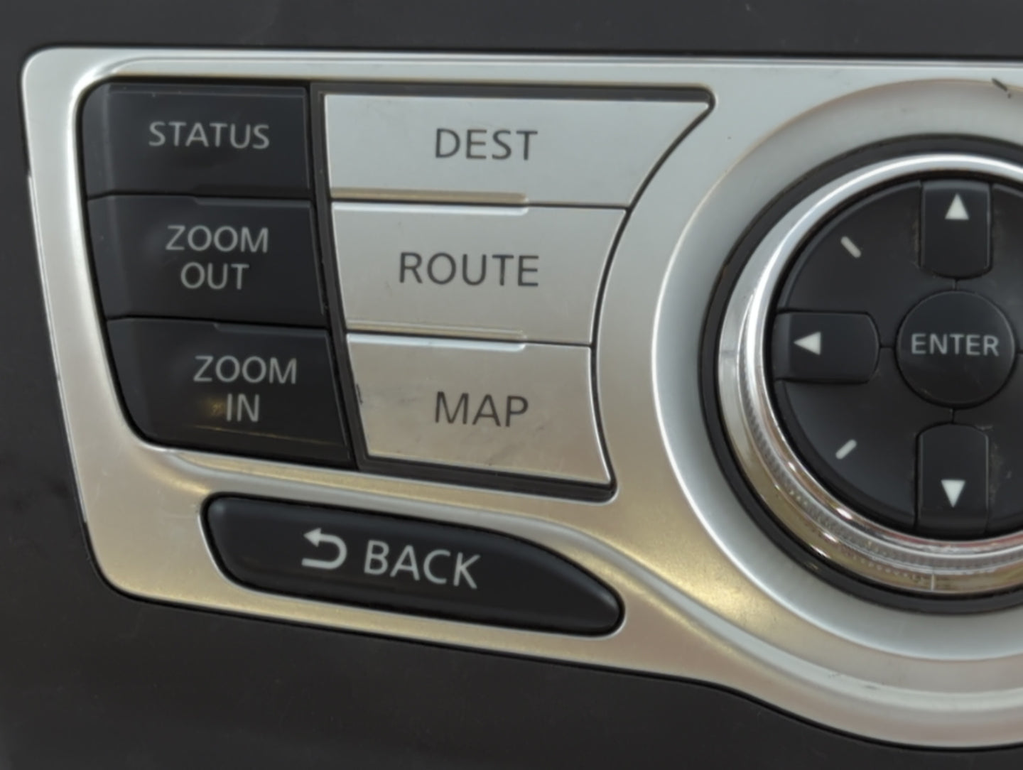 2009-2009 Nissan Murano Radio Control Panel - Oemusedautoparts1.com