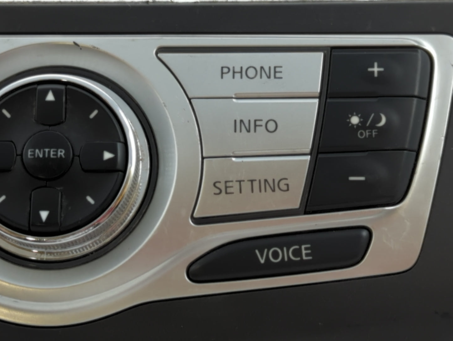 2009-2009 Nissan Murano Radio Control Panel - Oemusedautoparts1.com