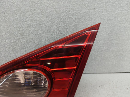 2009-2010 Nissan Murano Tail Light Assembly Passenger Right OEM P/N:E423266 Fits Fits 2009 2010 OEM Used Auto Parts