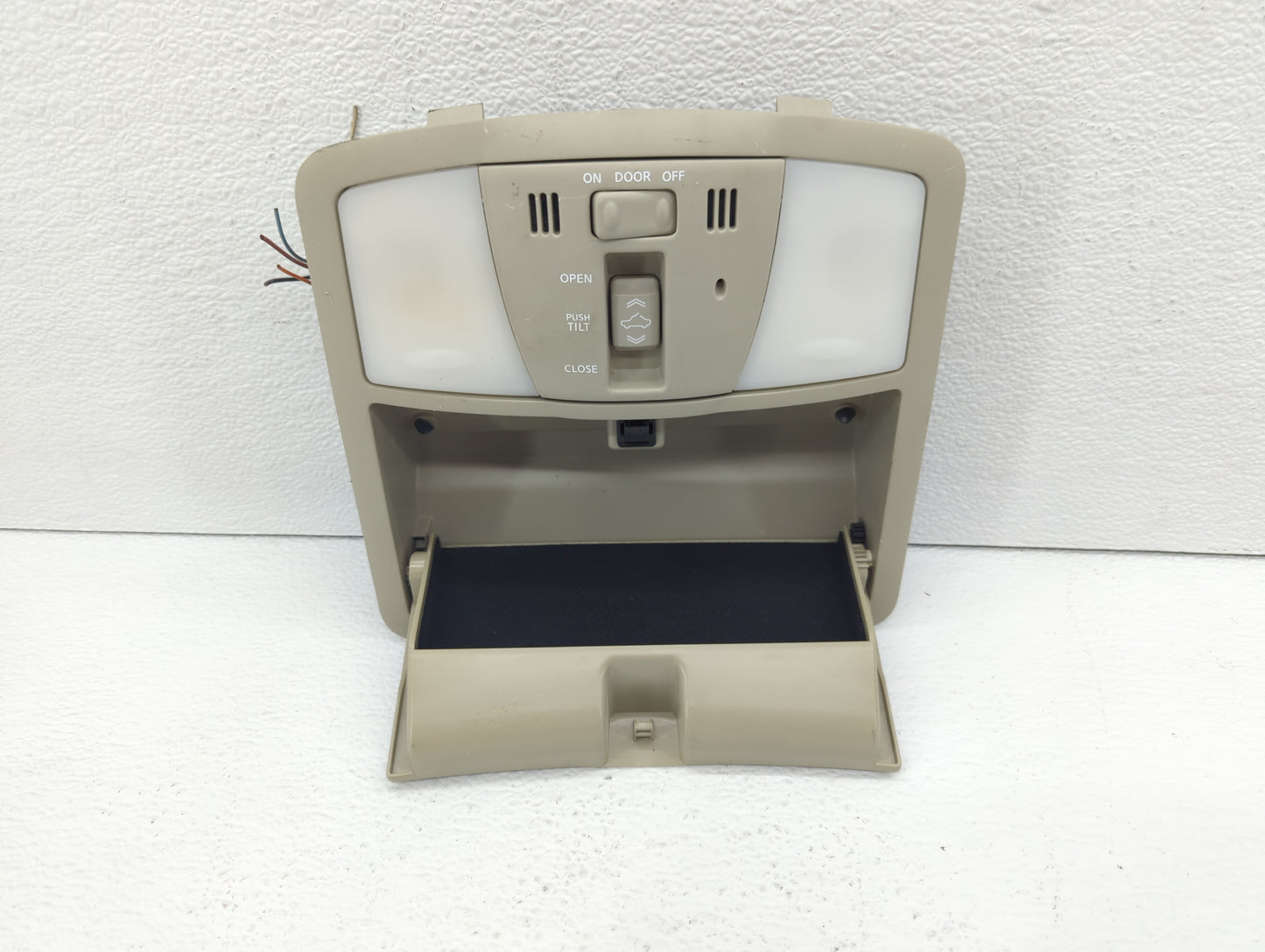 2009-2013 Nissan Murano Overhead Roof Console Beige - Oemusedautoparts1.com