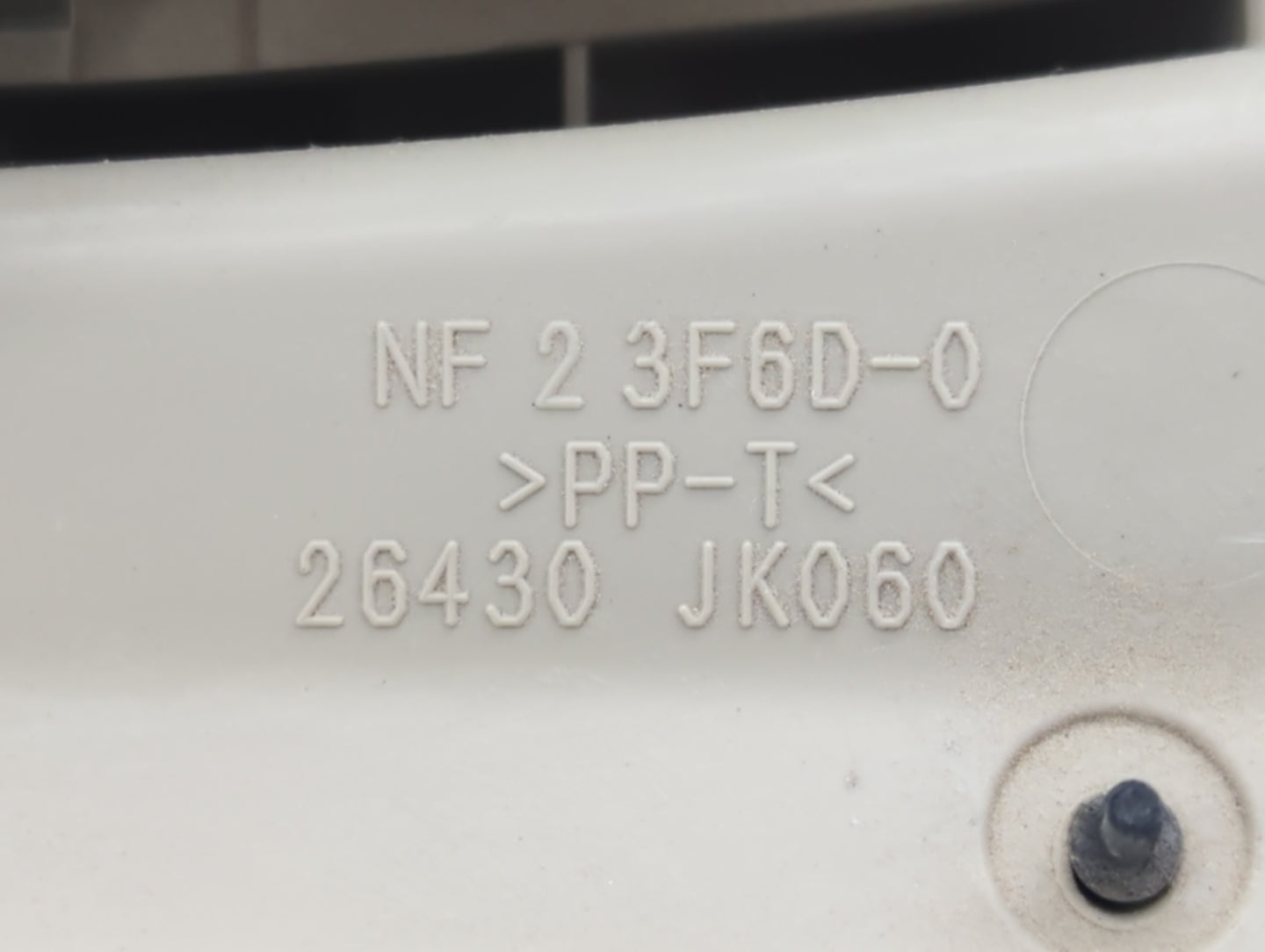 2009-2013 Nissan Murano Overhead Roof Console Beige - Oemusedautoparts1.com