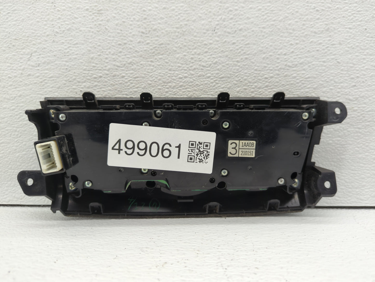 2009 Nissan Murano Climate Control Module Temperature AC/Heater Replacement P/N:1AA0B-210151 Fits OEM Used Auto Parts - Oemu