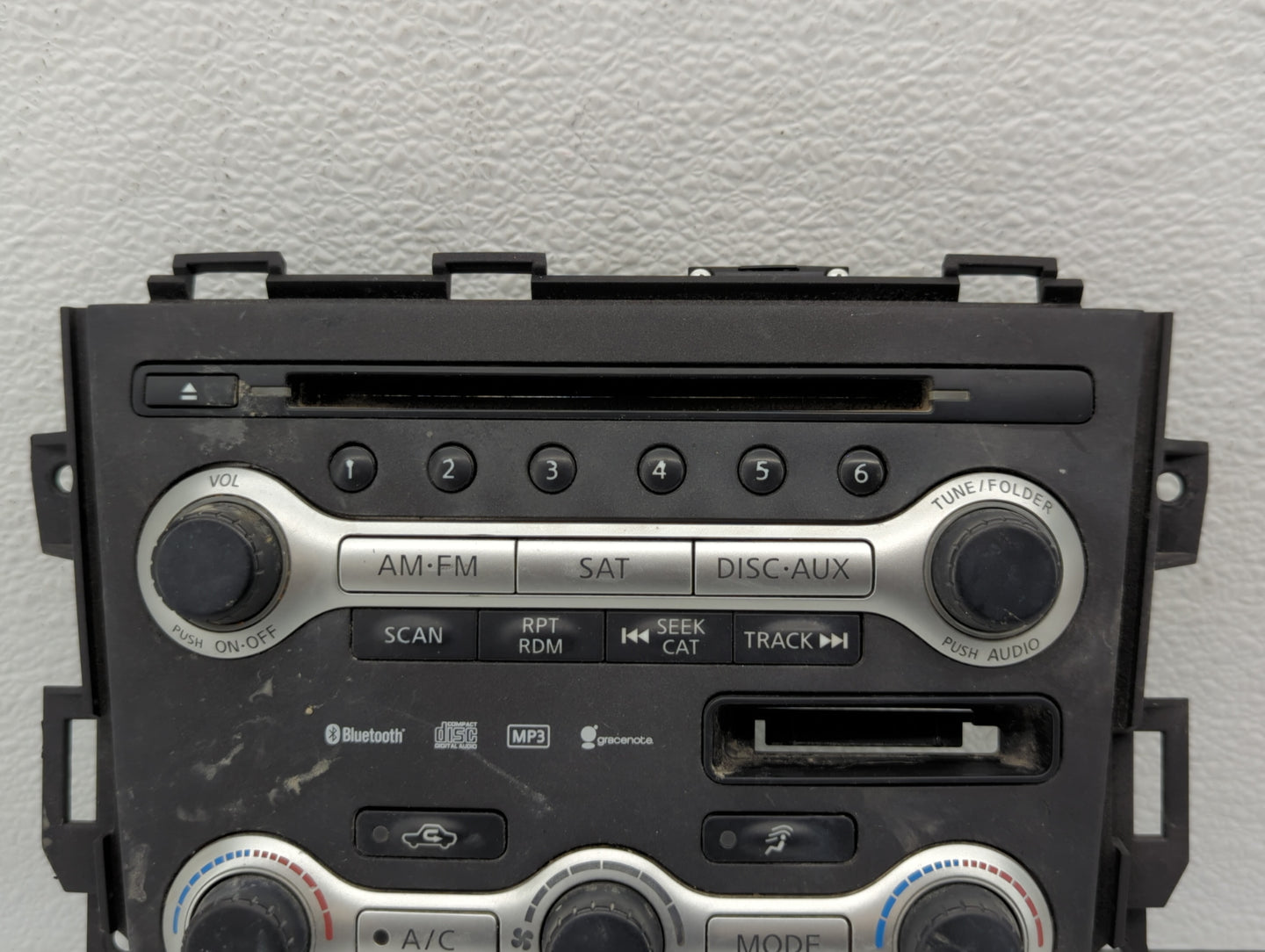 2009-2009 Nissan Murano Radio Control Panel - Oemusedautoparts1.com