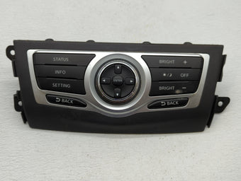 compare product 2009-2014 Nissan Murano Information Display Screen