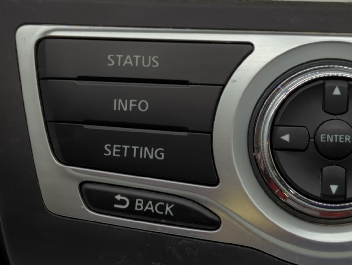 2009-2014 Nissan Murano Information Display Screen - Oemusedautoparts1.com