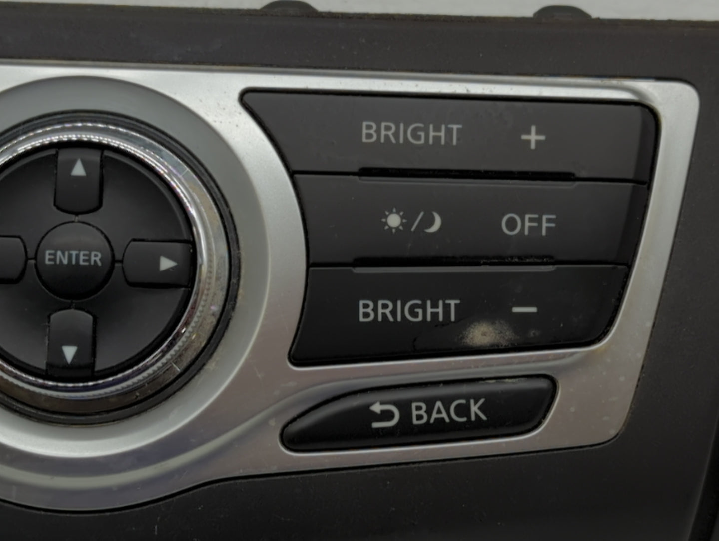 2009-2014 Nissan Murano Information Display Screen - Oemusedautoparts1.com
