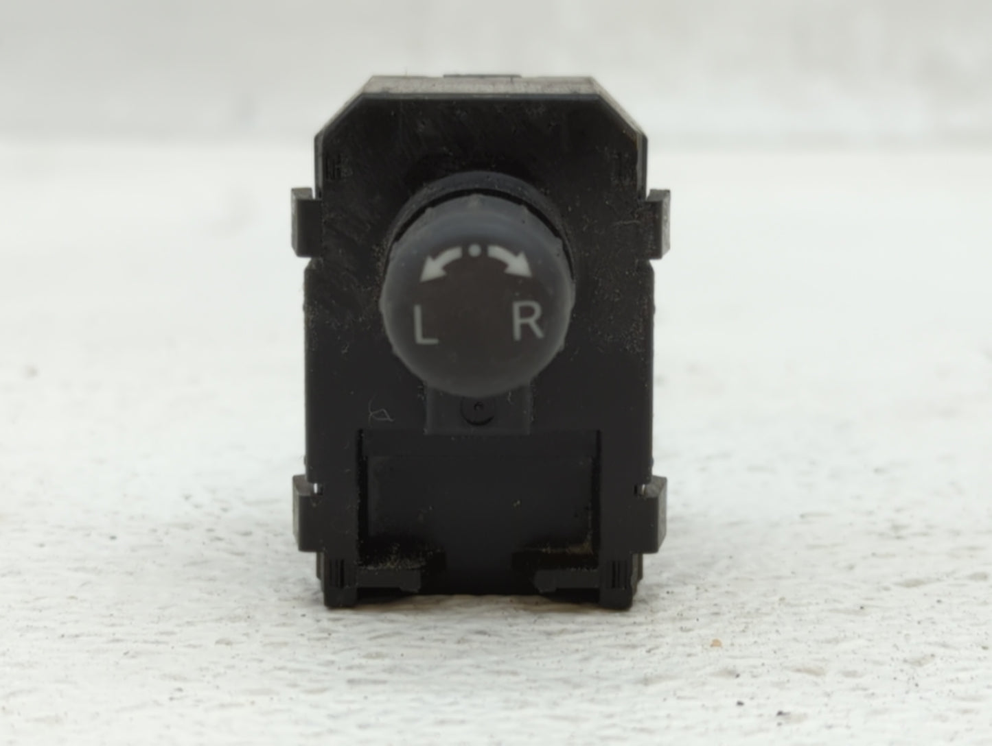 2009-2014 Nissan Murano Master Power Window Switch Replacement Driver Side Left P/N:6107S0 Fits OEM Used Auto Parts - Oemuse