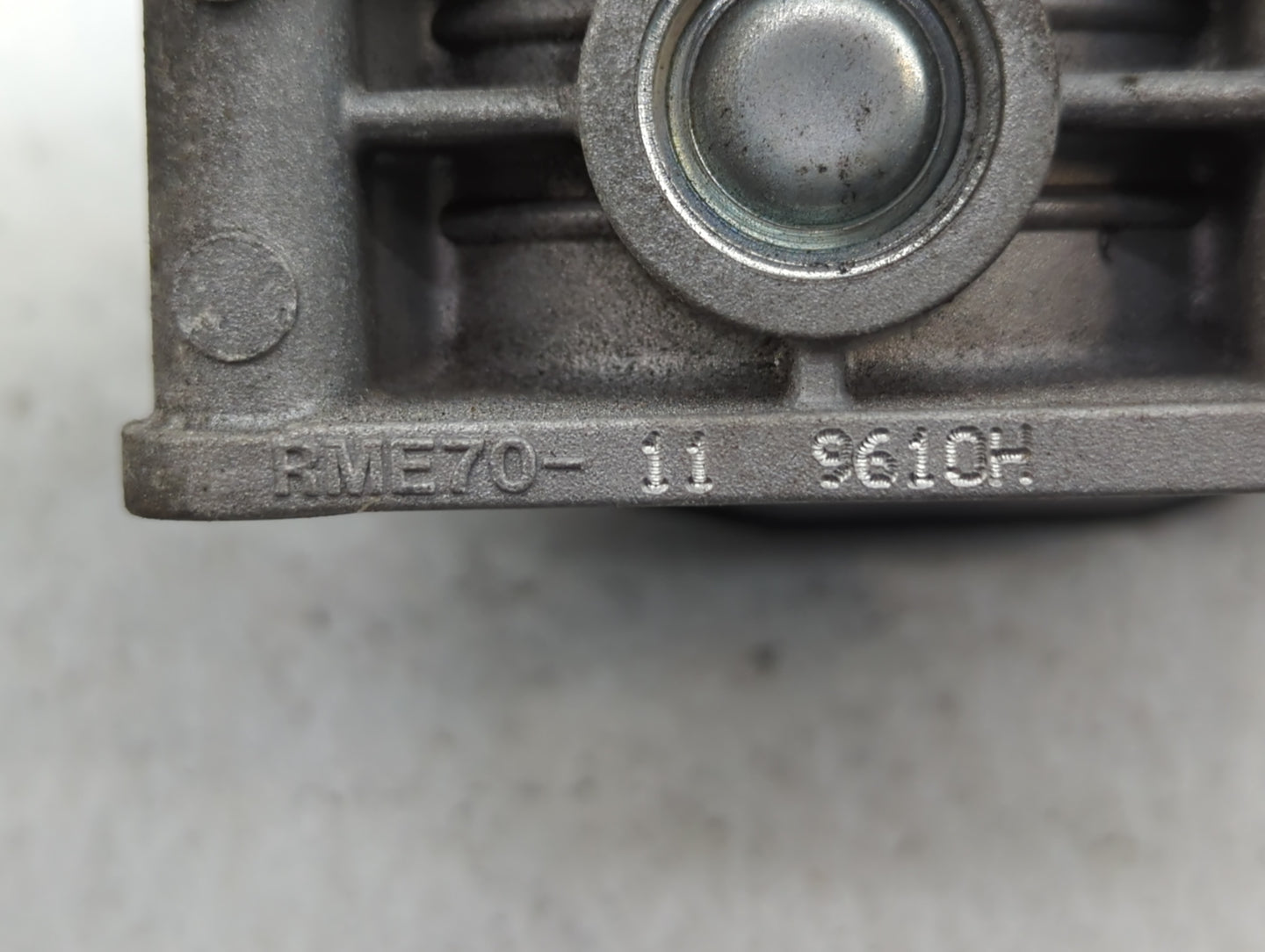2009-2014 Nissan Murano Throttle Body P/N:RME70-11 RME70-11 9610H Fits Fits 2007 2008 2009 2010 2011 2012 2013 2014 OEM Used