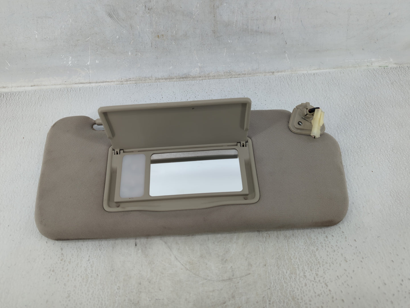 2009-2014 Nissan Murano Sun Visor Shade Replacement Passenger Right Mirror Fits Fits 2009 2010 2011 2012 2013 2014 OEM Used 