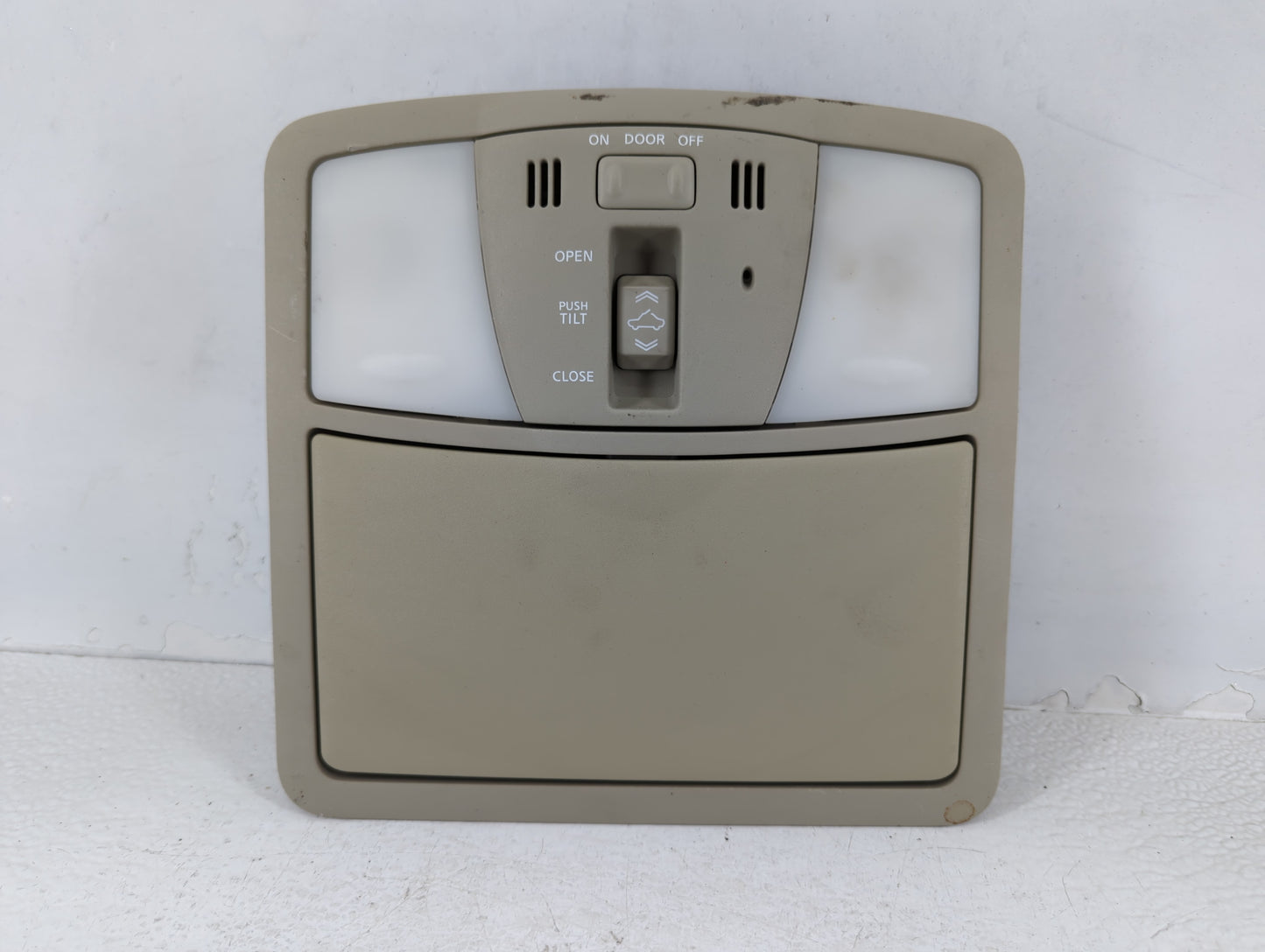 2009 Nissan Murano Overhead Roof Console - Oemusedautoparts1.com