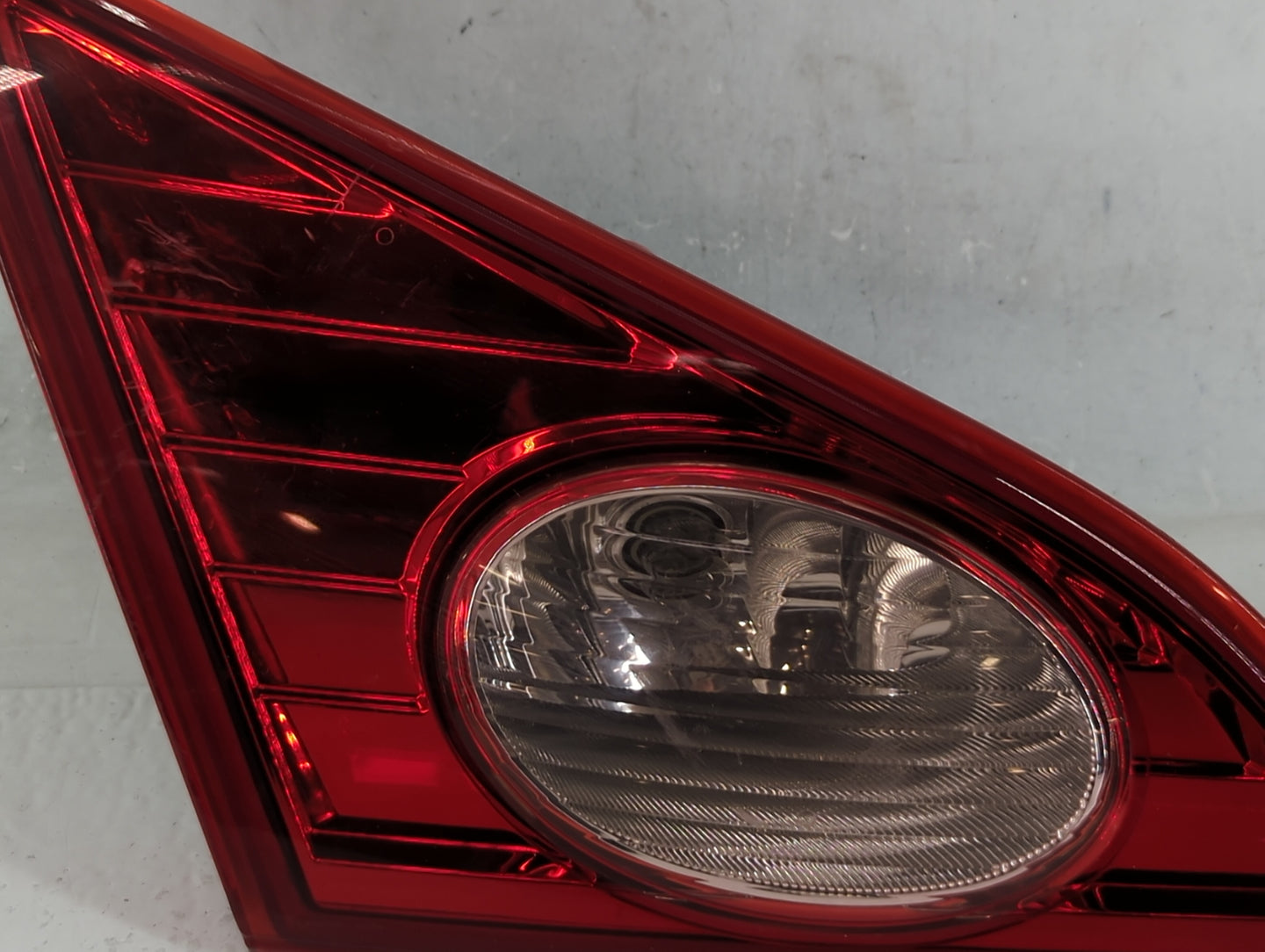 2009-2010 Nissan Murano Tail Light Assembly Passenger Right OEM P/N:05 232266 E4AR00, 14968 Fits Fits 2009 2010 OEM Used Aut