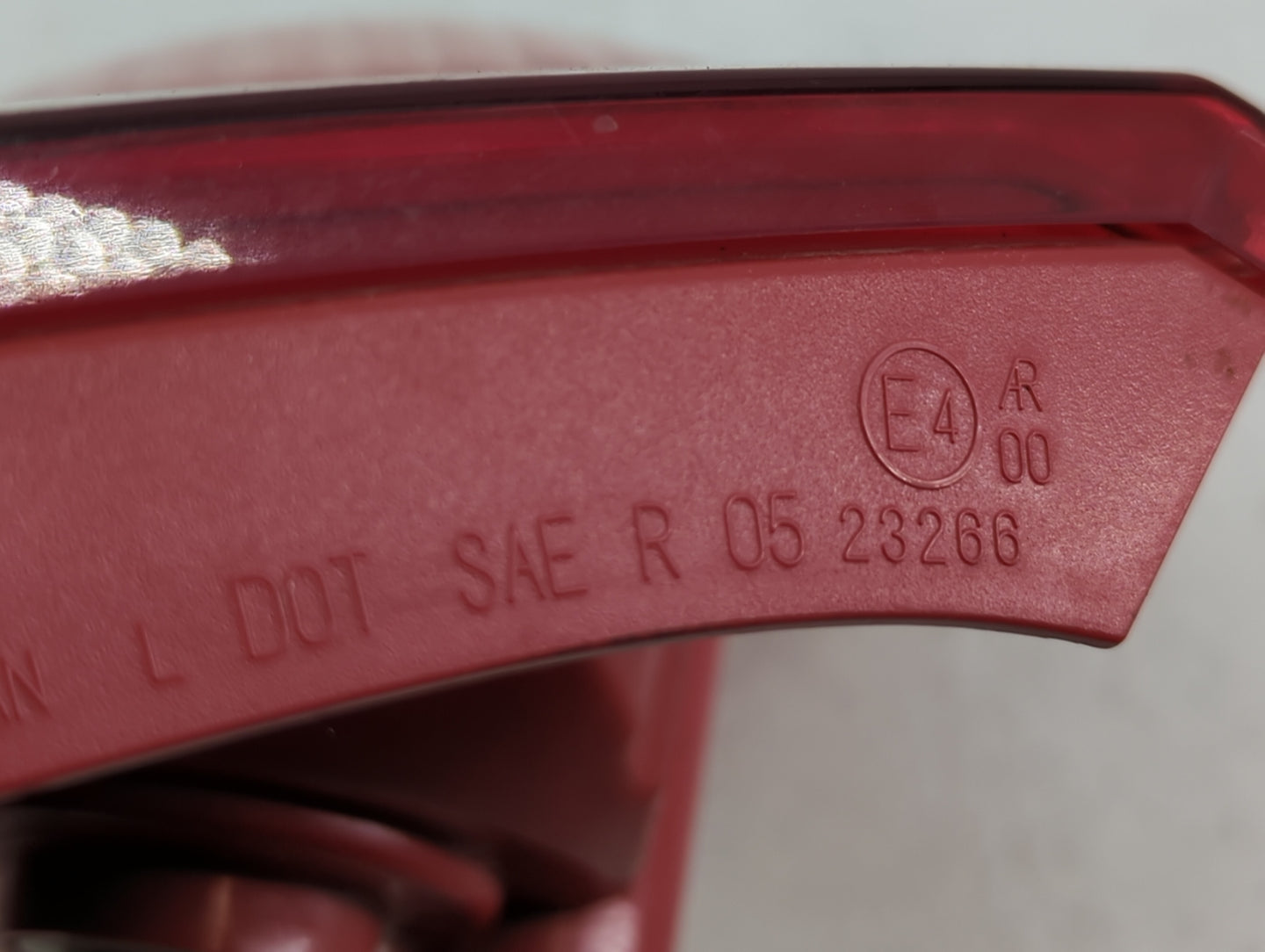 2009-2010 Nissan Murano Tail Light Assembly Passenger Right OEM P/N:05 232266 E4AR00, 14968 Fits Fits 2009 2010 OEM Used Aut