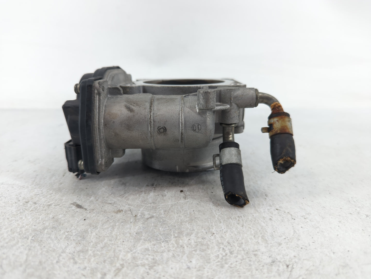 2009-2014 Nissan Murano Throttle Body P/N:G 8519 3 526-01 Fits Fits 2007 2008 2009 2010 2011 2012 2013 2014 OEM Used Auto Pa