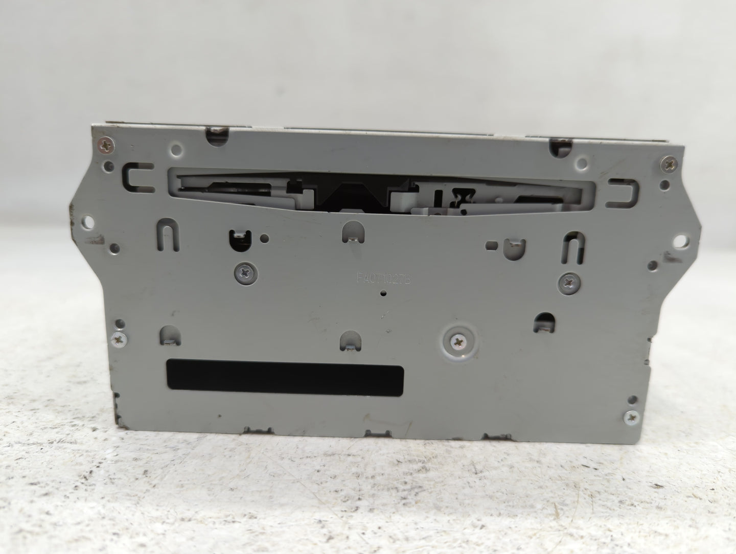 2009-2010 Nissan Murano Am Fm Cd Player Radio Receiver - Oemusedautoparts1.com