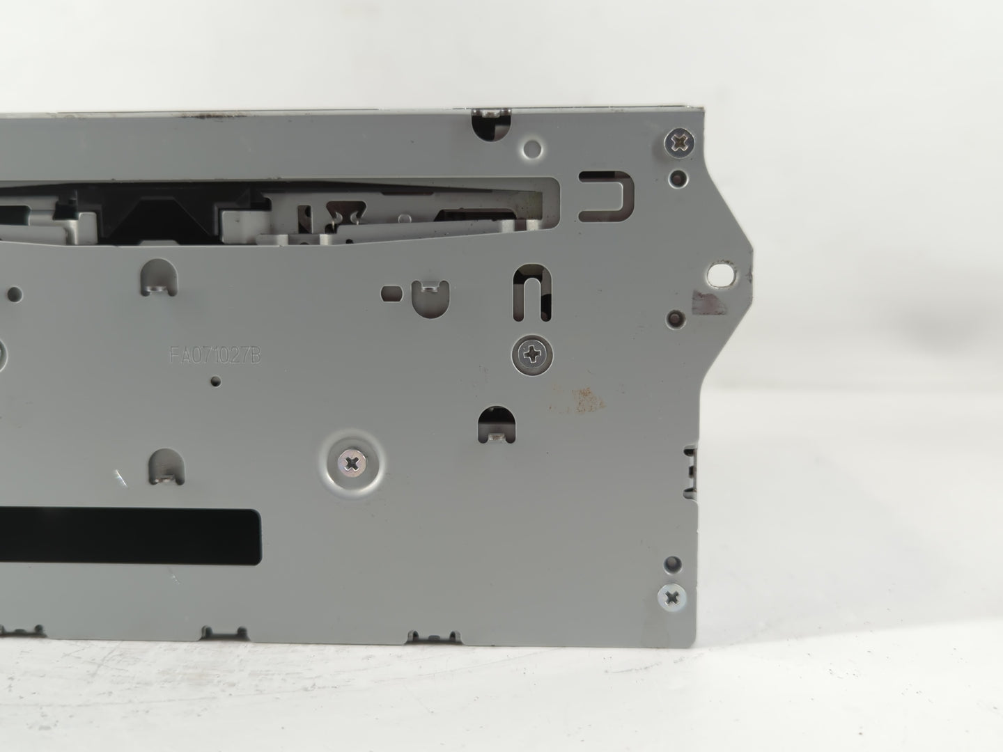 2009-2010 Nissan Murano Am Fm Cd Player Radio Receiver - Oemusedautoparts1.com