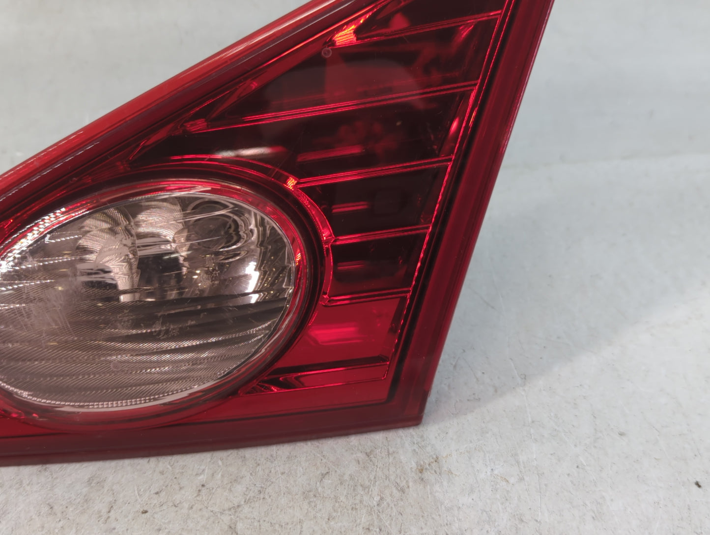 2009-2010 Nissan Murano Tail Light Assembly Passenger Right OEM P/N:26266 Fits Fits 2009 2010 OEM Used Auto Parts - Oemuseda