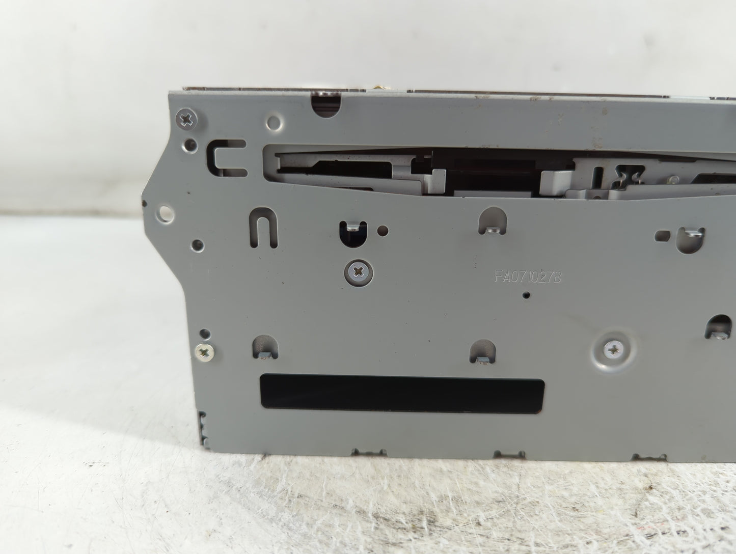 2009-2010 Nissan Murano Radio AM FM Cd Player Receiver Replacement P/N:25915 1AA0A Fits Fits 2009 2010 OEM Used Auto Parts -