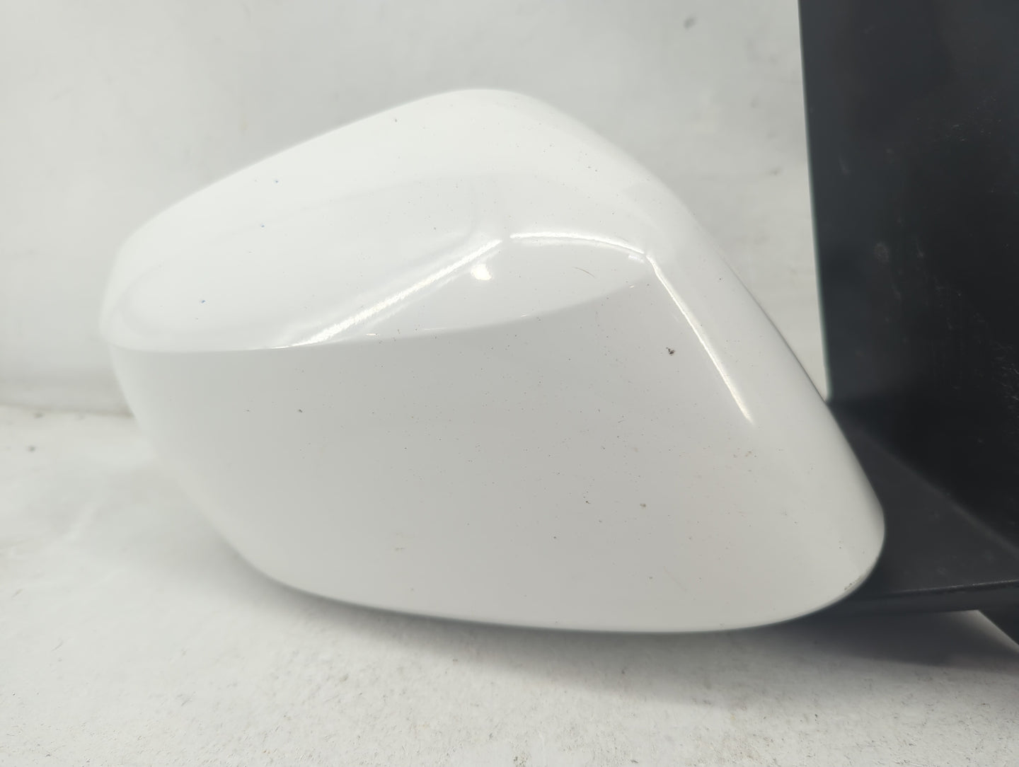 2005-2012 Nissan Pathfinder Passenger Side View Mirror - Right Door Mirror OEM Used - Oemusedautoparts1.com