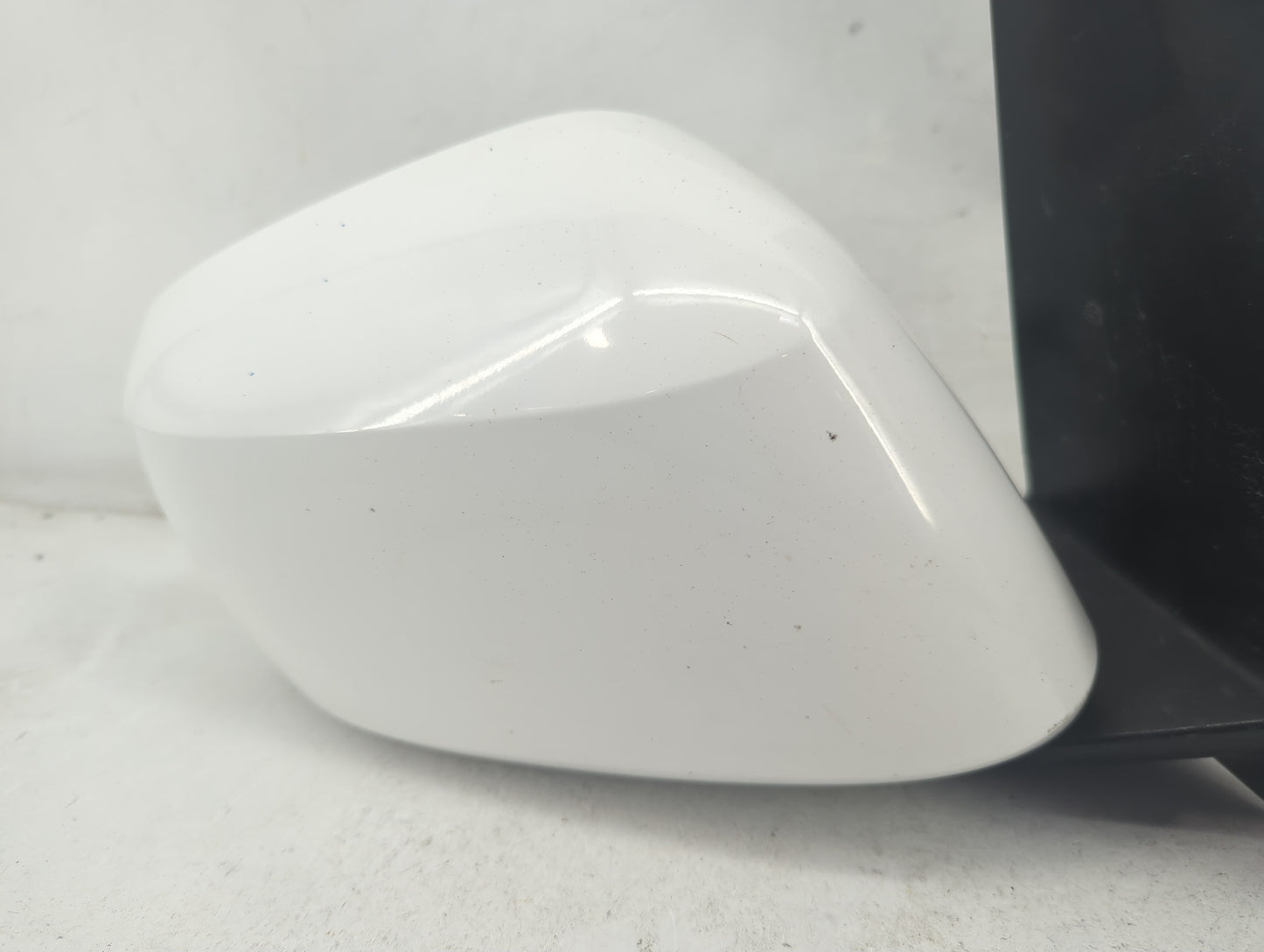 2005-2012 Nissan Pathfinder Passenger Side View Mirror - Right Door Mirror OEM Used - Oemusedautoparts1.com
