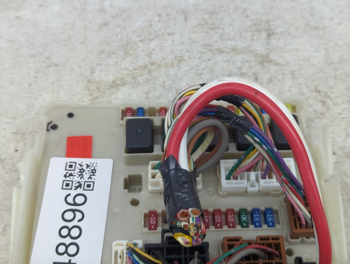 2009 Nissan Pathfinder Fusebox Fuse Box Panel Relay Module P/N:284B79F05 284B7-9F05, 6ZE00C Fits Fits 2008 OEM Used Auto Par