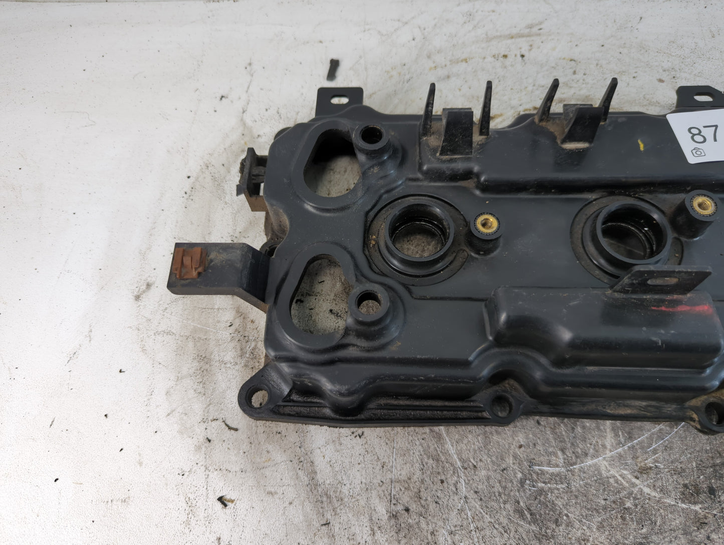 2009 Nissan Pathfinder Driver Left Cylinder Head Valve Cover Fits OEM Used Auto Parts - Oemusedautoparts1.com