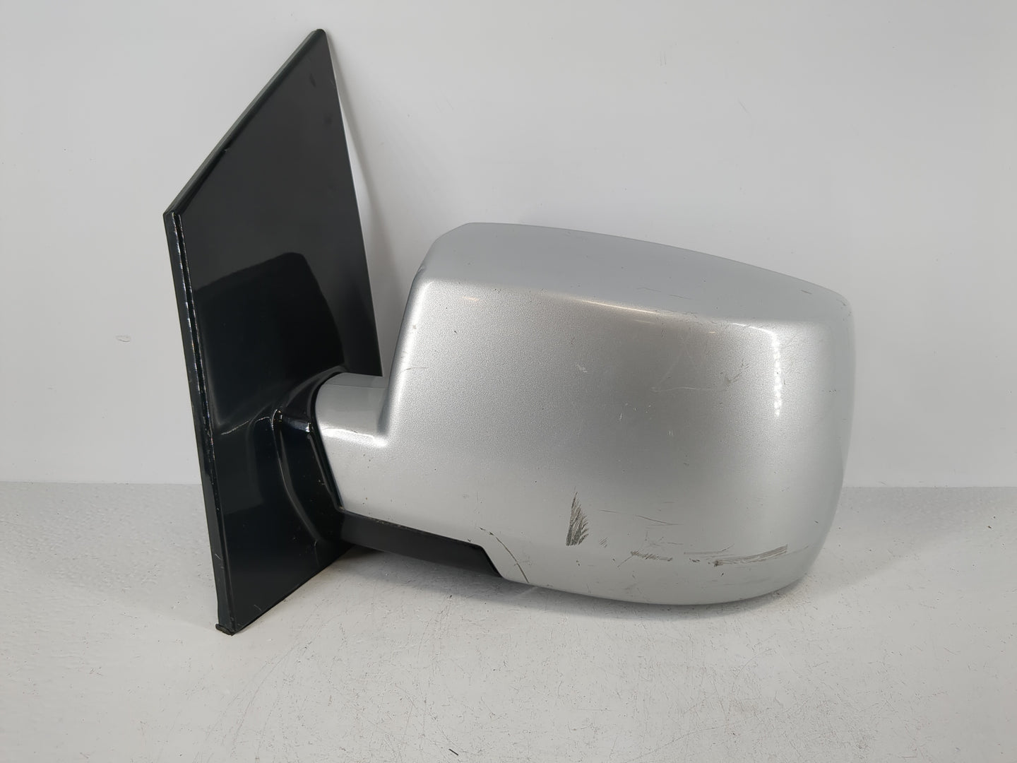 2008-2009 Nissan Quest Driver Side View Mirror - Left Door Mirror OEM Used - Oemusedautoparts1.com