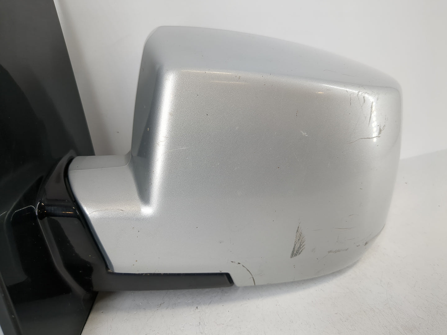 2008-2009 Nissan Quest Driver Side View Mirror - Left Door Mirror OEM Used - Oemusedautoparts1.com
