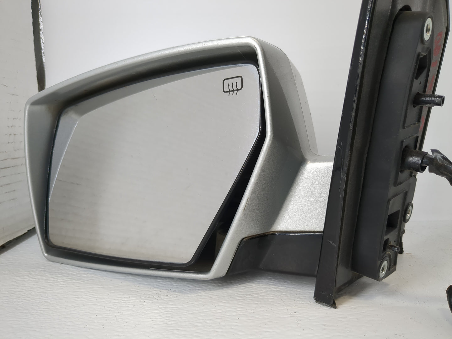 2008-2009 Nissan Quest Driver Side View Mirror - Left Door Mirror OEM Used - Oemusedautoparts1.com