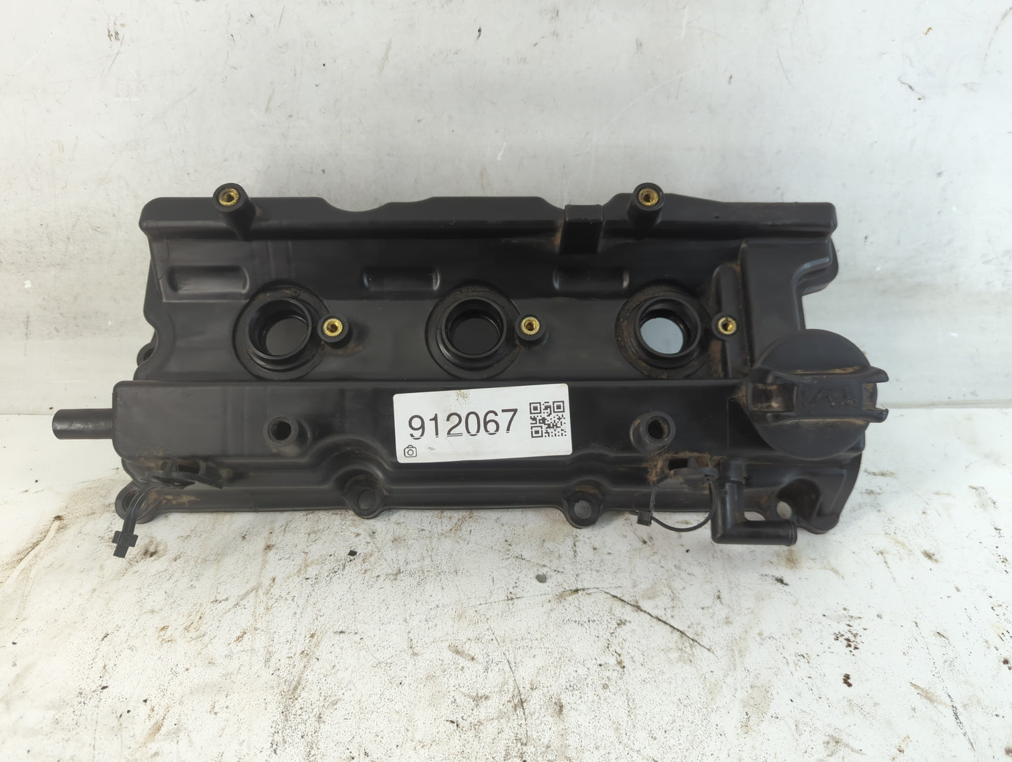 2009 Nissan Quest Driver Left Cylinder Head Valve Cover Fits OEM Used Auto Parts - Oemusedautoparts1.com