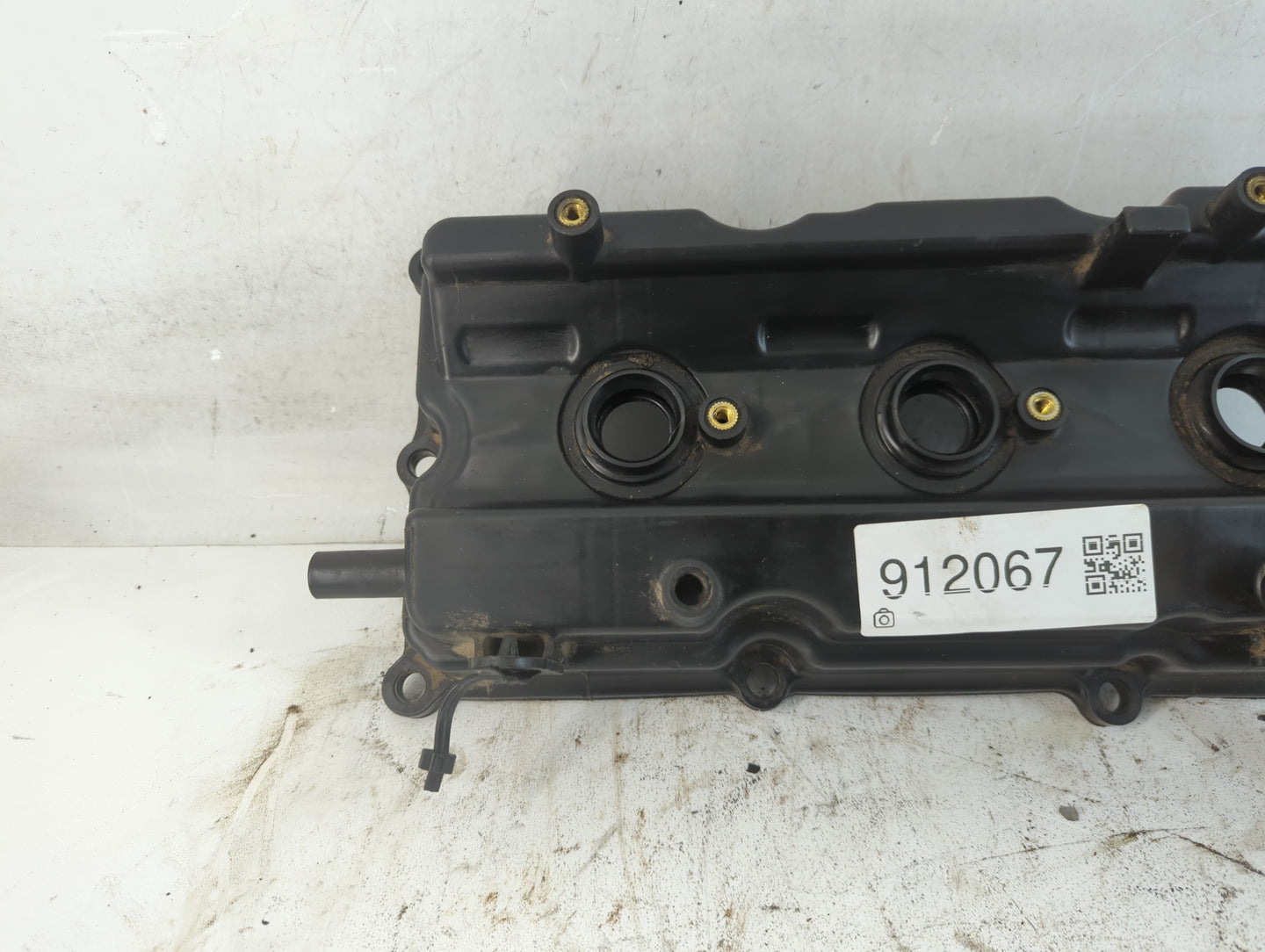 2009 Nissan Quest Driver Left Cylinder Head Valve Cover Fits OEM Used Auto Parts - Oemusedautoparts1.com