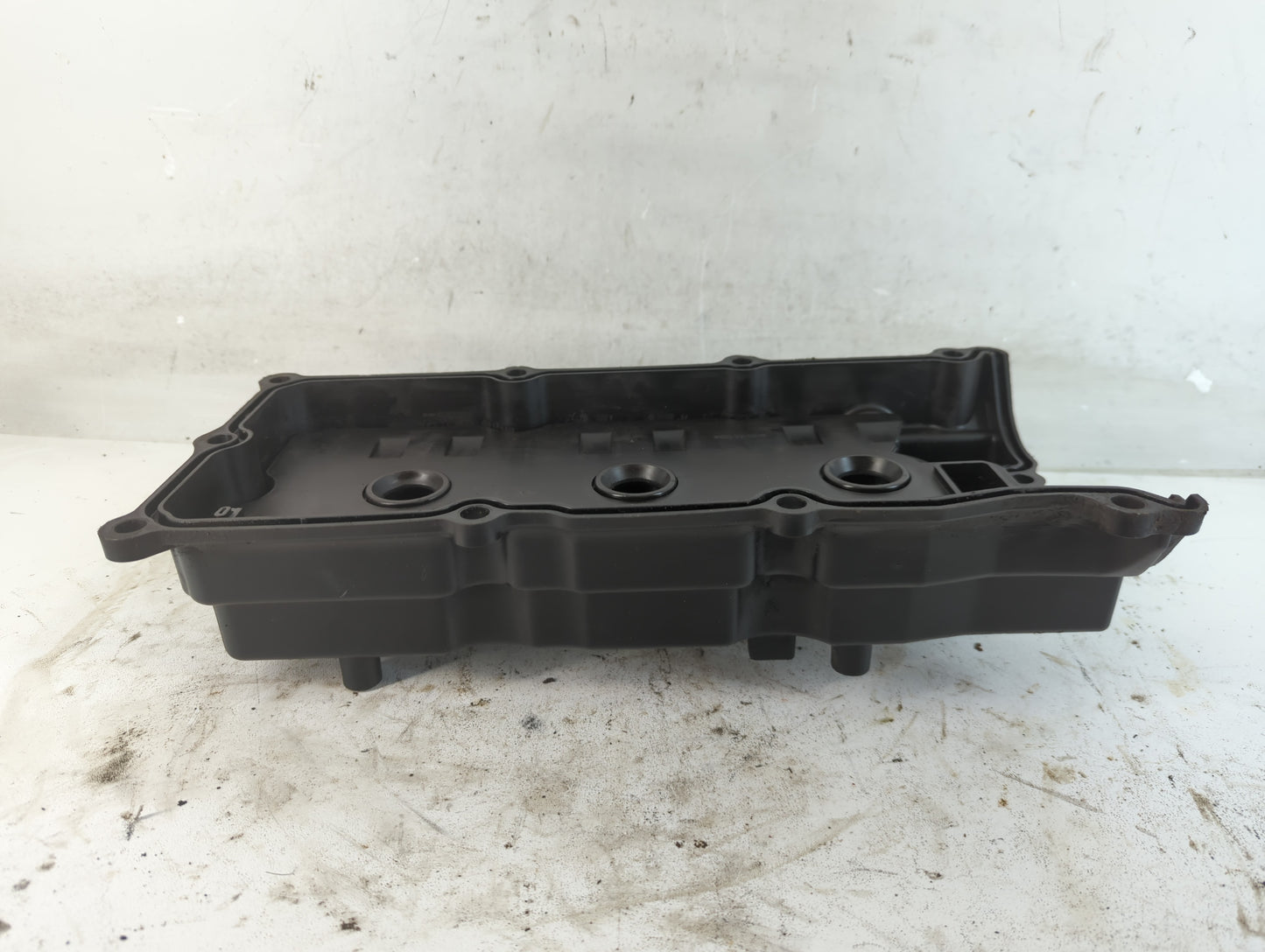 2009 Nissan Quest Driver Left Cylinder Head Valve Cover Fits OEM Used Auto Parts - Oemusedautoparts1.com