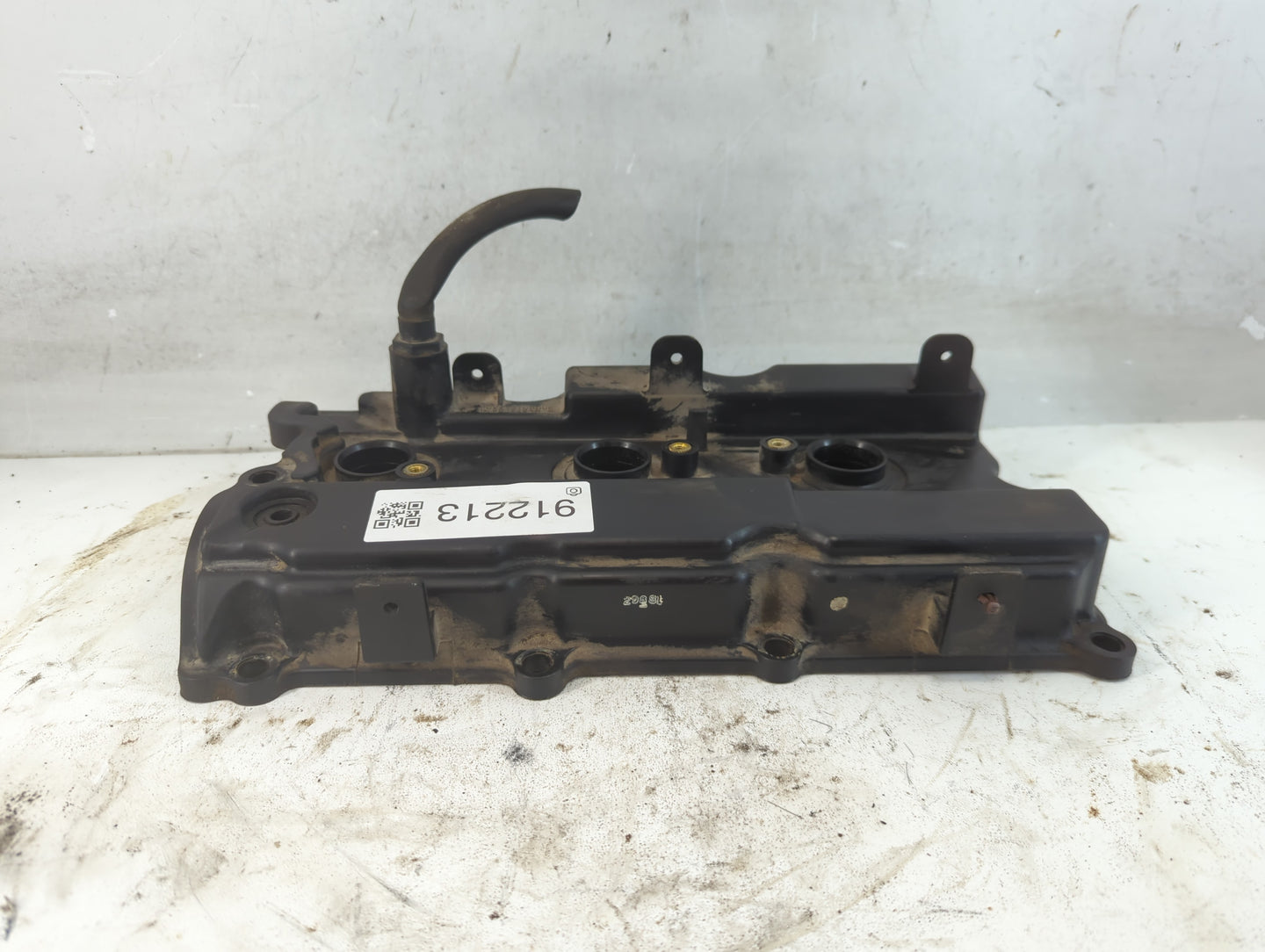 2009 Nissan Quest Driver Left Cylinder Head Valve Cover Fits OEM Used Auto Parts - Oemusedautoparts1.com