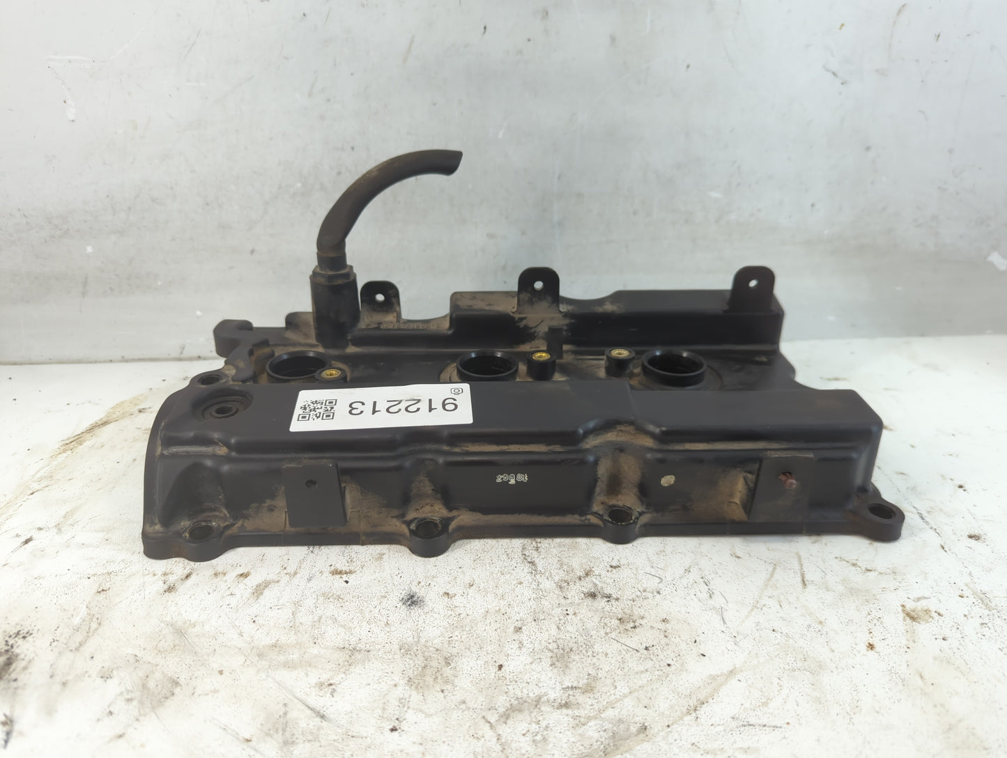 2009 Nissan Quest Driver Left Cylinder Head Valve Cover Fits OEM Used Auto Parts - Oemusedautoparts1.com