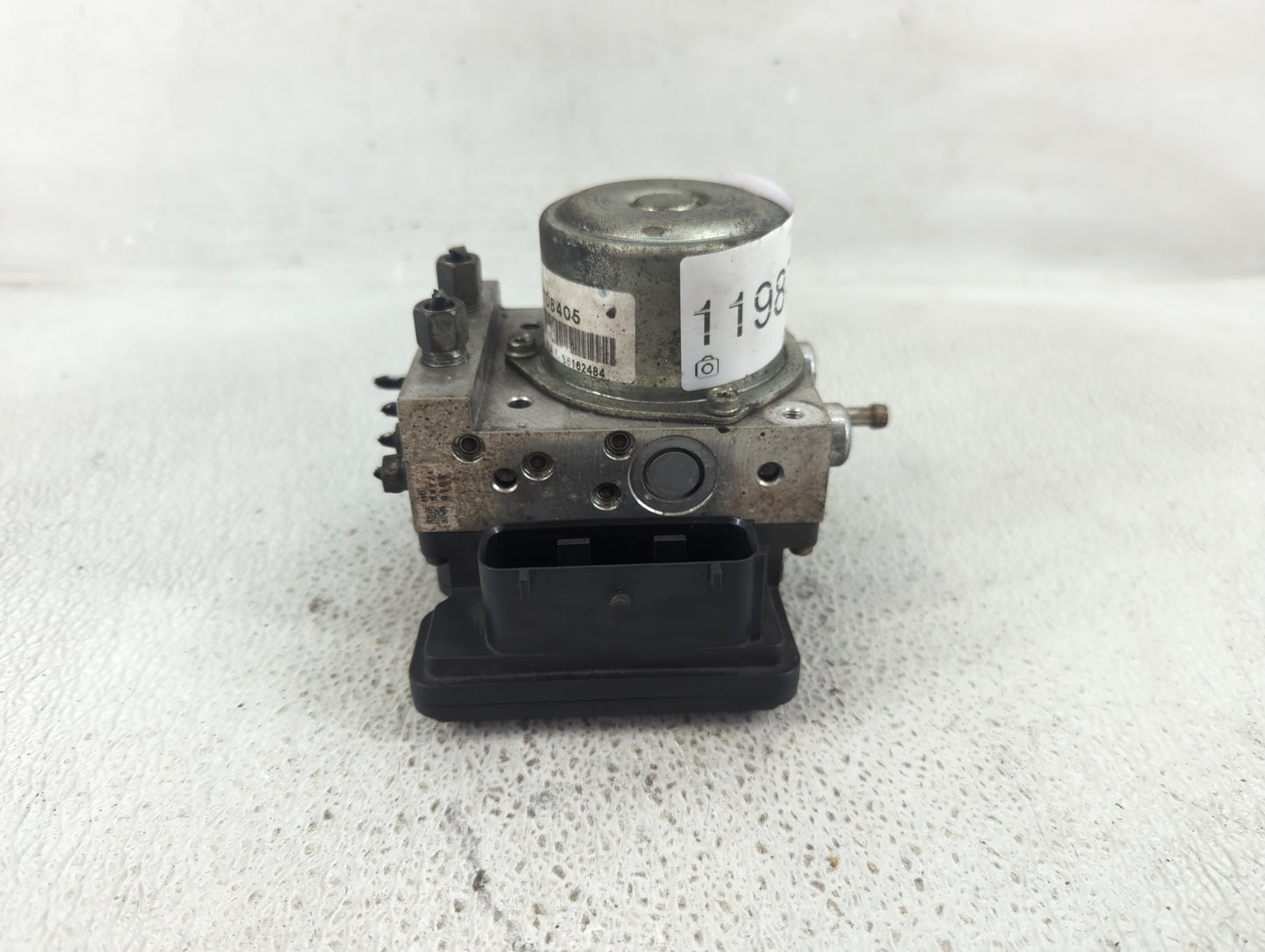 2008-2009 Nissan Rogue ABS Pump Control Module Replacement Fits Fits 2008 2009 OEM Used Auto Parts - Oemusedautoparts1.com